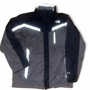 The North Face Kids' Boys' Youth Black and Grey Jacket SZ XL 18-20 Flaw